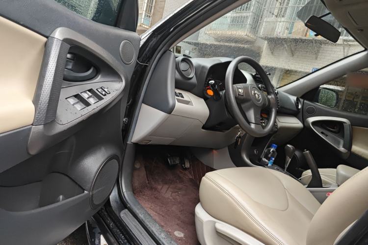 Used Toyota RAV4 2009 2.0L Automatic Classic Edition