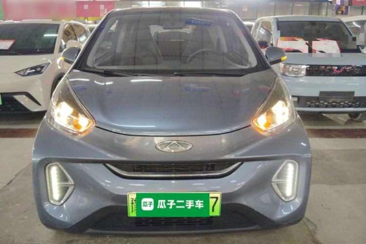 Used Chery Little Ant 2022 Revised Version Sweet Pink Edition Half-Sugar Version Lithium Iron Phosphate 30.7 kWh 30 kW 301 km
