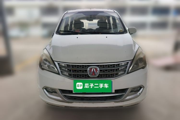 Used BAIC Weiwang M20 2014 1.5L Basic Version BJ415B Front