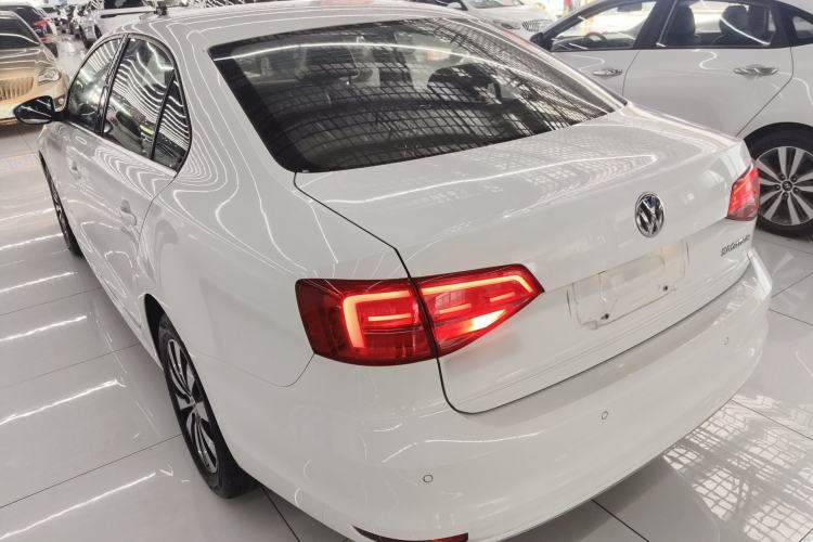 Used Volkswagen Sagitar 2017 1.6L Automatic Comfort Model Rear Left 45 Deg