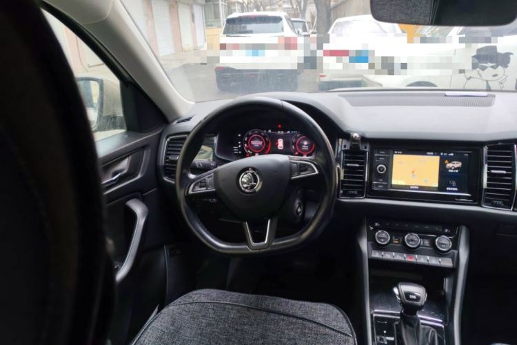 Used Skoda Kodiaq 2019 Facelifted TSI330 5-Seater Two-Wheel-Drive Luxury Enjoyment Edition China VI Standard Steering Wheel