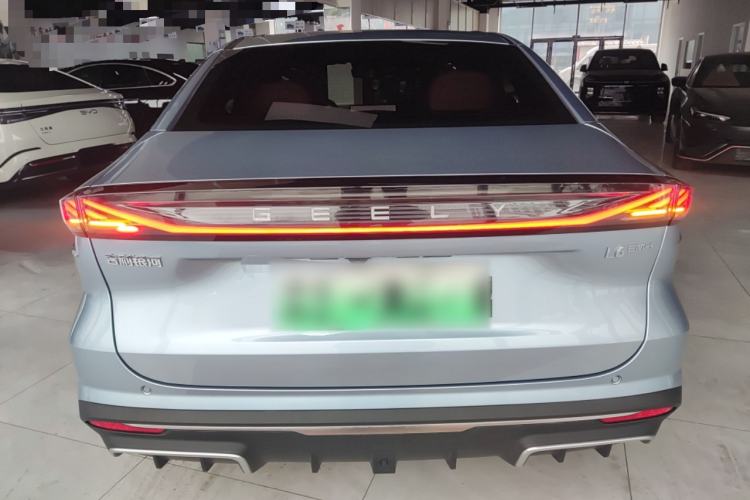Used Geely Galaxy L6 2025 EM-i 140km Starship Edition
