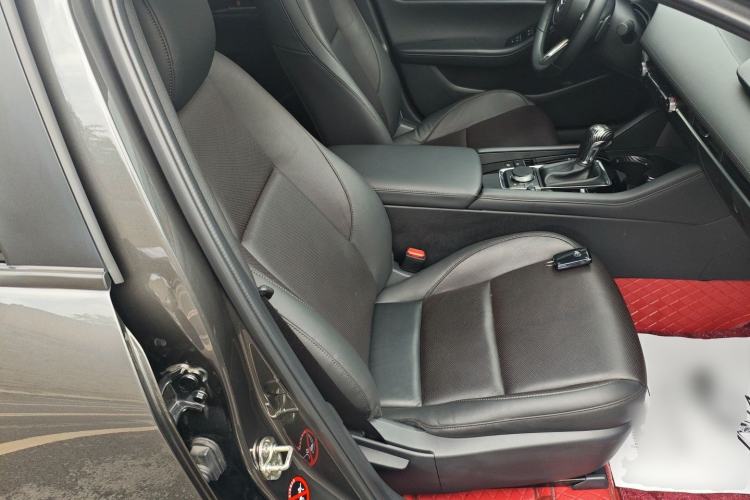 Used Mazda 3 Axela 2023 2.0L Automatic Zhiyao Edition Right Front Seat