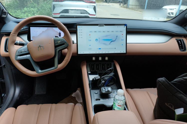 Used BYD Song L EV 2025 Intelligent Driving Version 662 km LiDAR Excellence Edition
