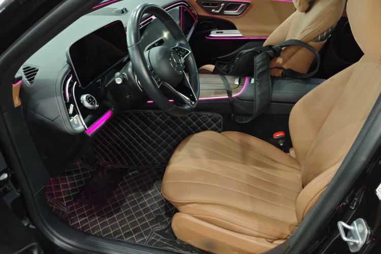 Used Mercedes-Benz E-Class New Energy 2024 E 350 e L Plug-in Hybrid Sedan
