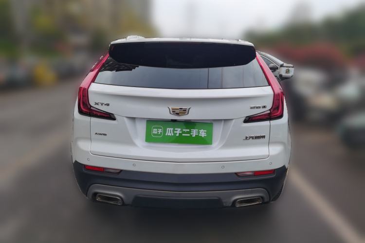 Used Cadillac XT4 2018 28T 4x4 Platinum Edition
