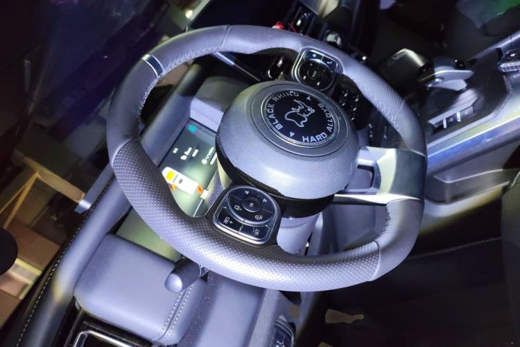 Used 212 T01 2025 2.0T Changfeng
