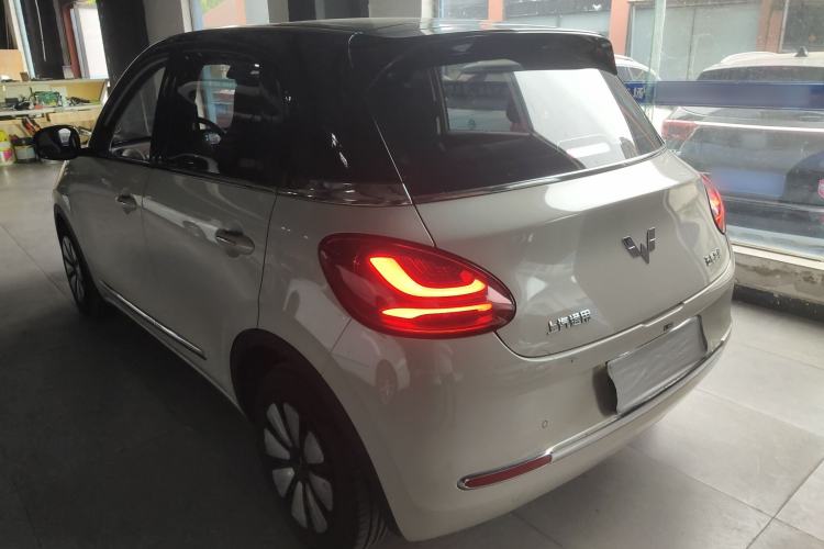 Used Wuling Bingo 2023 333 km Enjoyment Version
