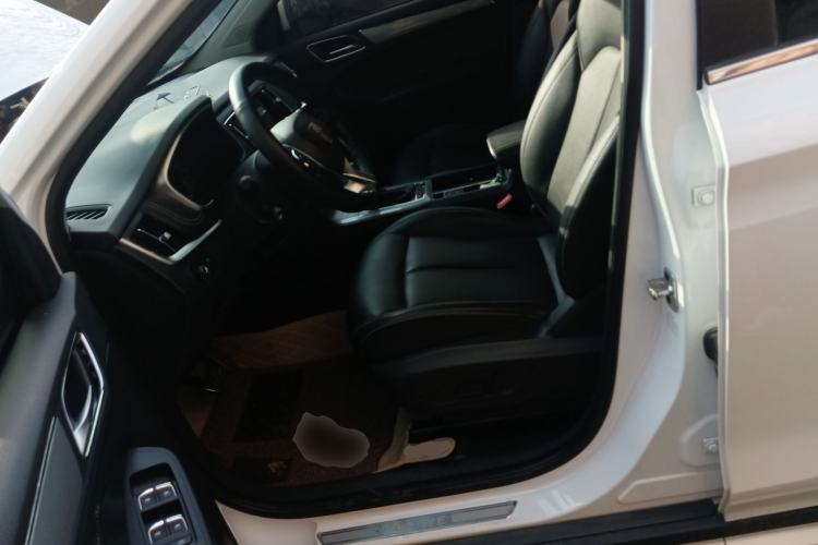 Used Roewe RX5 2018 20T Two-Wheel Drive Automatic Internet Smart Luxury Edition
