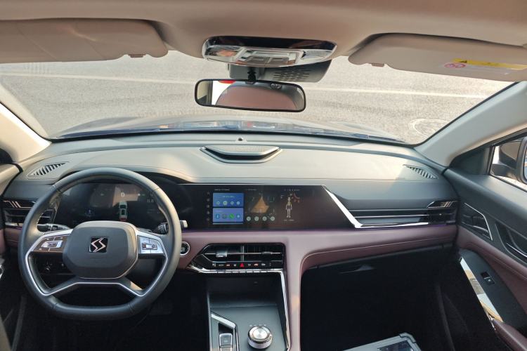 Used SOL X8 PLUS 2023 1.5 TGDI DCT ZhiShang Edition 7-Seater