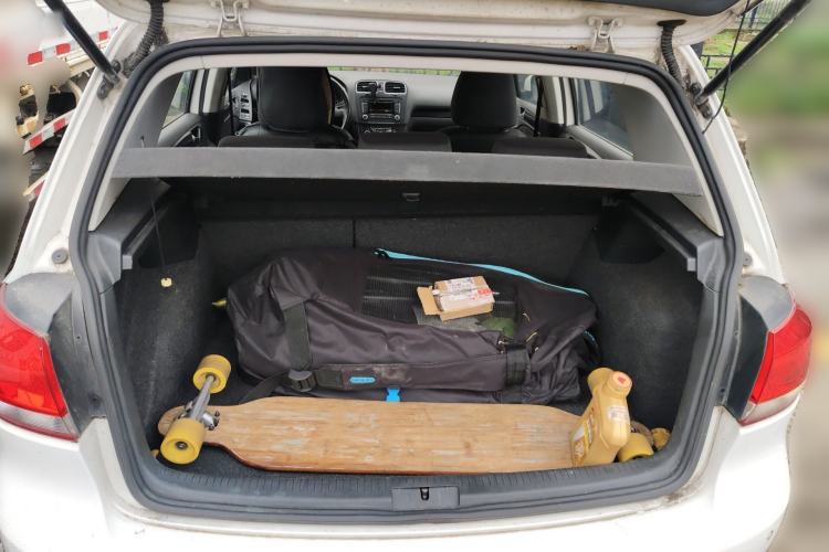 Used Volkswagen Golf 2012 1.6L Automatic Comfort Model Trunk