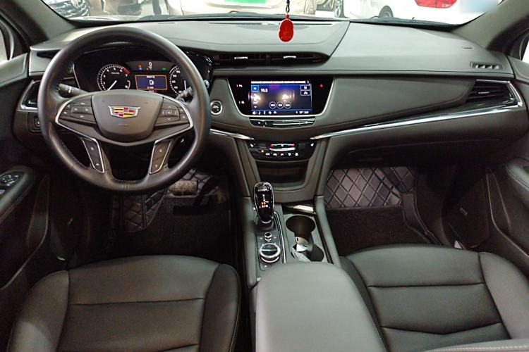 Used Cadillac XT5 2022 2.0T Two-Wheel Drive Luxury Version Center Console