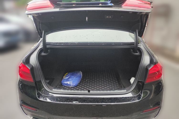 Used BMW 5 Series 2020 530Li Executive M Sport Package
