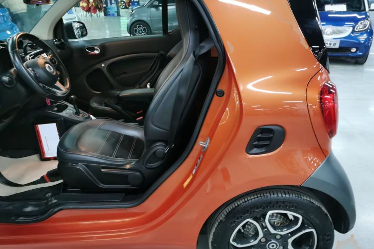 Used smart fortwo 2018 0.9T 66kW Hardtop Pioneer Edition China V Emission Standard