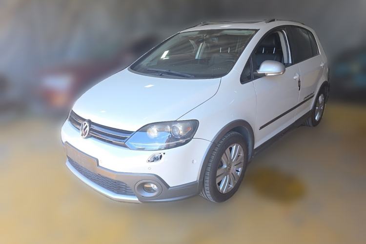 Used Volkswagen Golf 2011 1.4TSI Cross Golf Guazi used car, China used car export, Used car for sale, Used  cars, Cheapest cars for sale