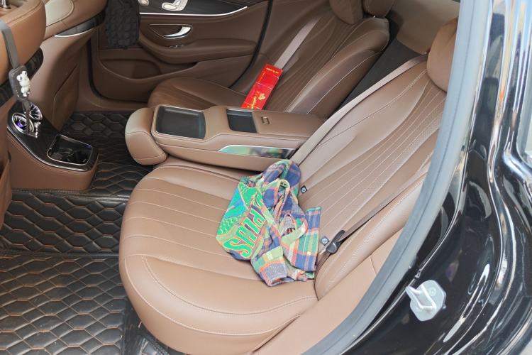 Used Mercedes-Benz E-Class 2022 Revised Version E 300 L Luxury Edition Left Rear Seat