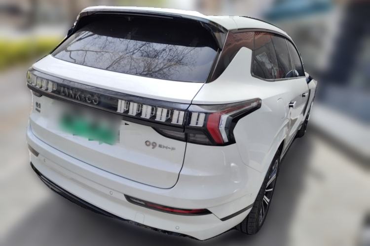 Used Lynk & Co 09 EM-P 2023 2.0TD EM-P Long-Range Version PM 7-Seater Rear Right 45 Deg