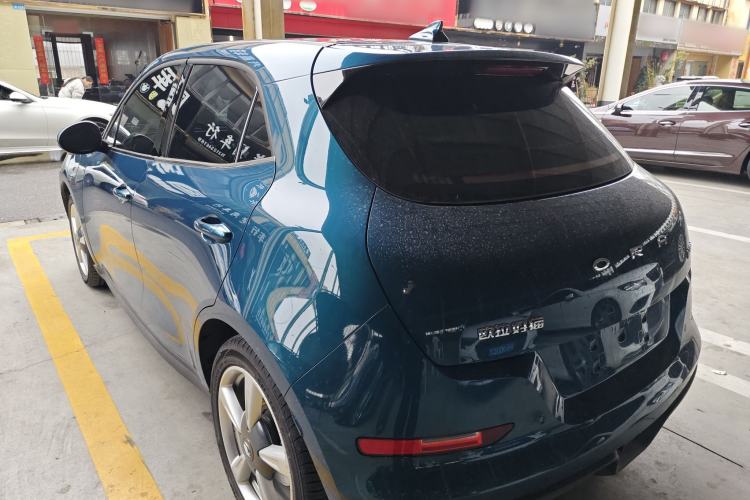 Used ORA Good Cat 2023 401 km Standard Range Luxury Version Lithium Iron Phosphate
