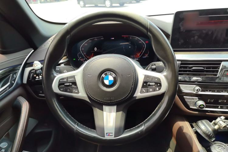Used BMW 5 Series 2022 Restyled 525Li M Sport Package Steering Wheel
