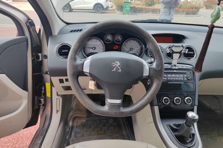Used Peugeot 408 2013 2.0L Manual Comfort Edition Steering Wheel