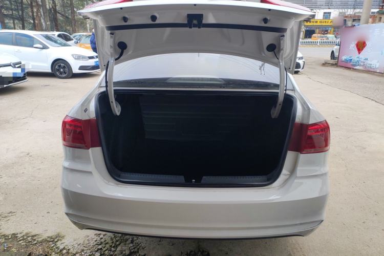 Used Volkswagen Santana 2019 1.5L Automatic Fashion Edition China VI