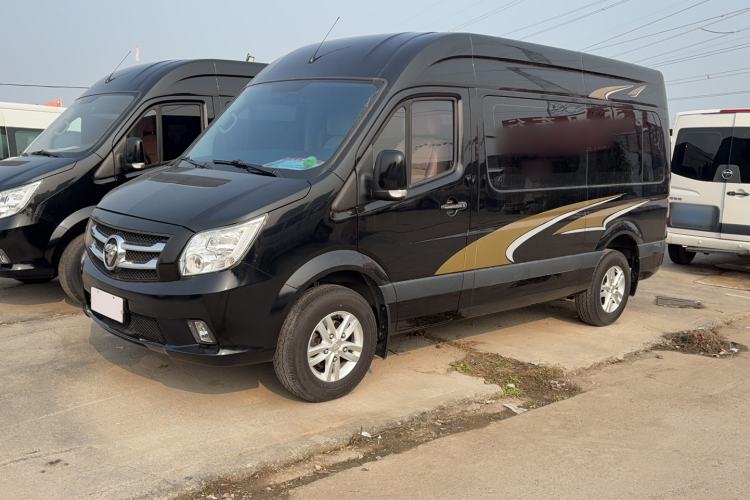 Used Foton Toano 2023 2.0T Compact Luxury Edition Manual Transmission Long Wheelbase Mid-Height Roof Rear Single Tire 9-Seater