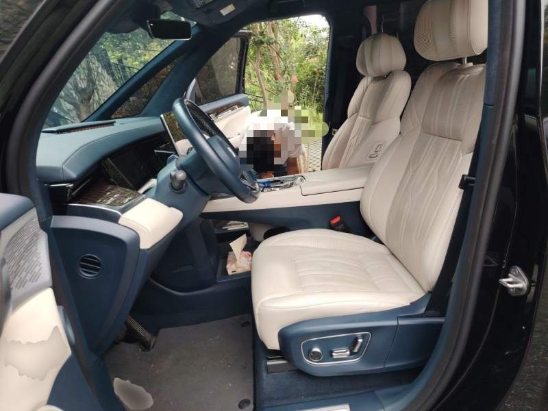 Used Zeekr 009 2022 WE Edition — 6