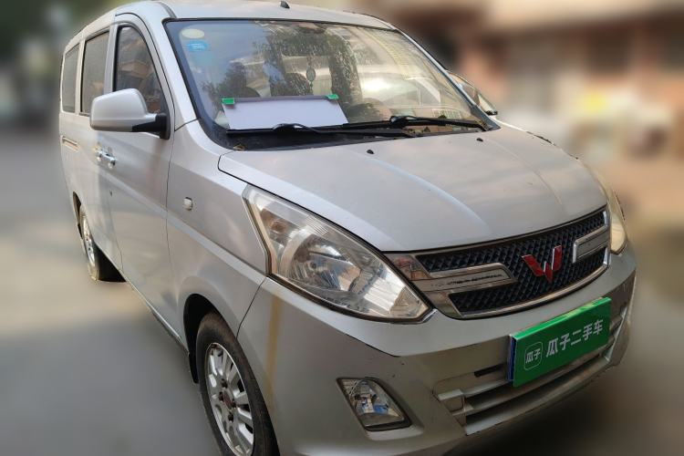 Used Wuling Rongguang V 2015 1.2L Standard Version