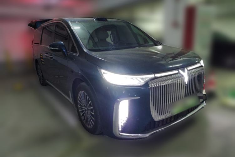 Used VOYAH Dream 2026 Model PHEV Qiankun Pro Front Right 45 Deg