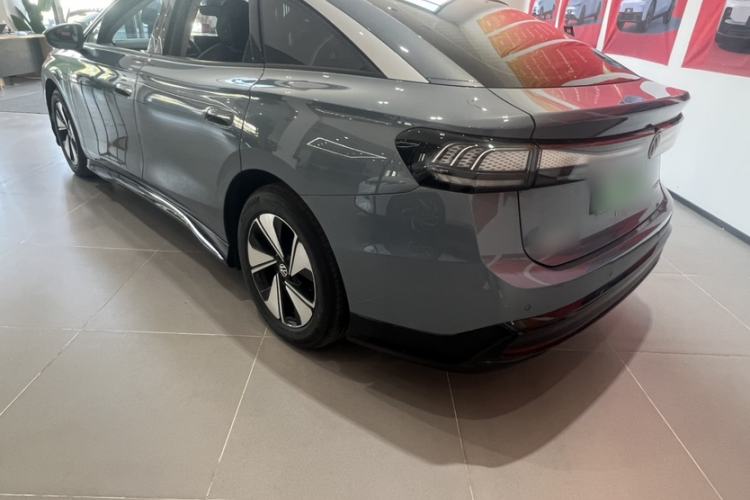 Used Volkswagen ID.7 VIZZION 2024 AIR model Exterior 3