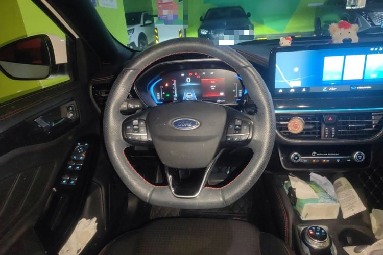 Used Ford Focus 2021 Sedan EcoBoost 180 Automatic ST Line Steering Wheel
