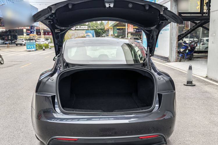 Used Tesla Model 3 2025 Rear-Wheel-Drive Version