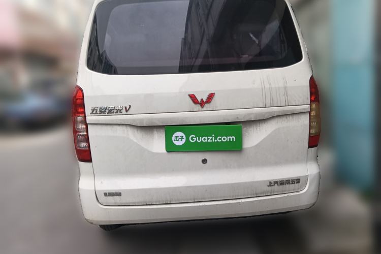 Used Wuling Hongguang V 2019 1.5L Enjoyment Version China VI LAR