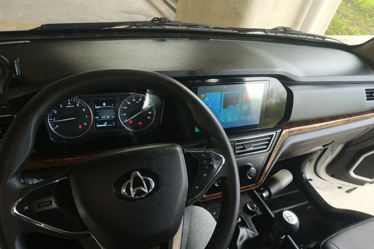 Used Kuayue Kuayue Zhe D5 2021 1.6L Standard Edition Double-Cab Flatbed with Dual Rear Wheels 3050mm Cargo Bed DAM16KL
