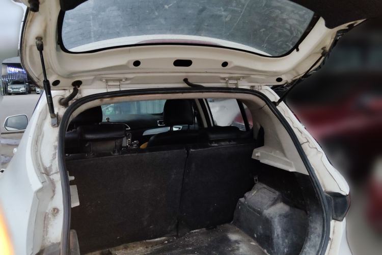 Used FAW Junpai D60 2015 1.5L Manual Comfort Model Trunk