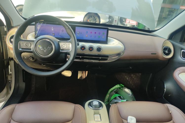 Used Wuling Bingo 2023 410 km Lingxi Deluxe Edition
