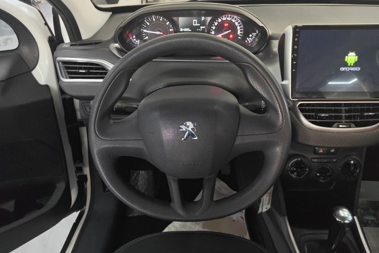 Used Peugeot 2008 2018 1.6L Automatic Trend Edition Steering Wheel