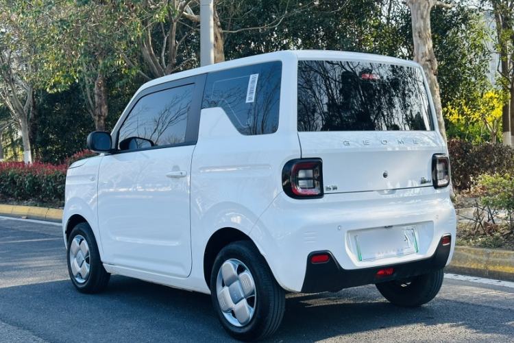 Used Geely Galaxy Panda 2024 Panda Mini 200km Endurance Bear Exterior 12