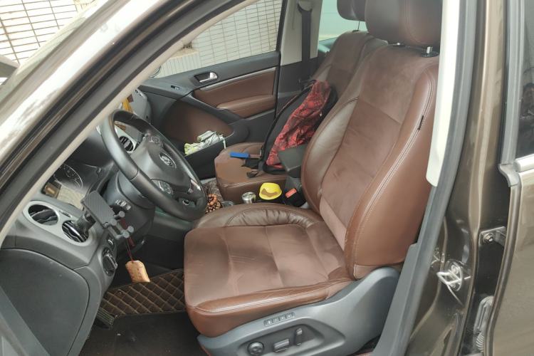 Used Volkswagen Tiguan 2013 2.0 TSI Automatic All-Wheel-Drive Flagship Edition Left Front Seat