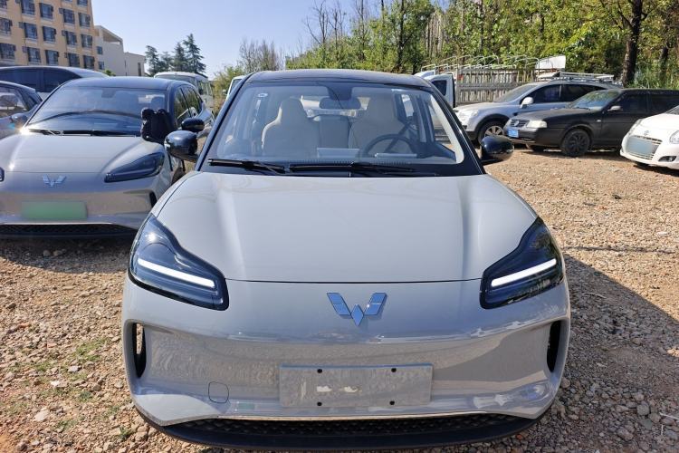 Used Wuling Bingo PLUS 2024 330 km Range Five-Seater Version Front