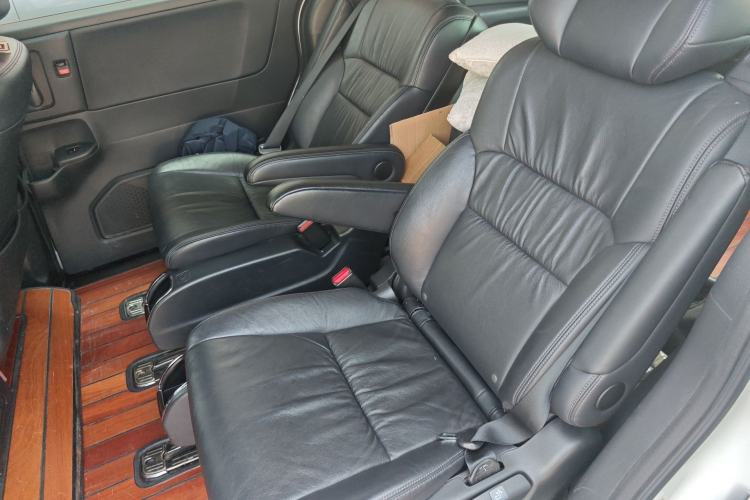 Used Honda Odyssey 2018 2.4L Luxury Edition Left Rear Seat