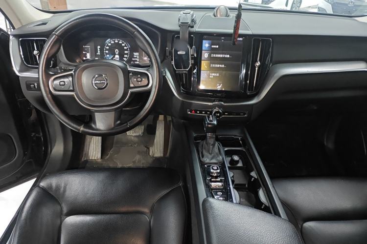 Used Volvo XC60 2018 T5 4x4 Zhiyi Edition