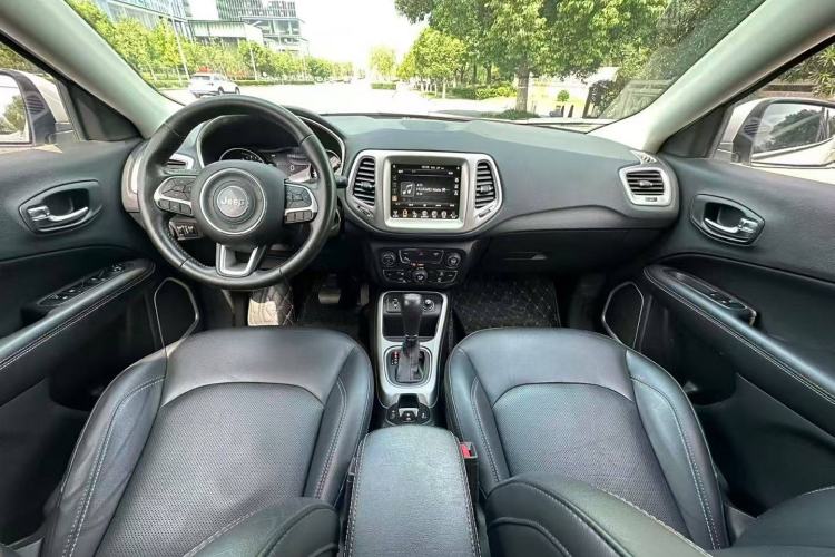 Used Jeep Compass 2017 200T Automatic Family Edition