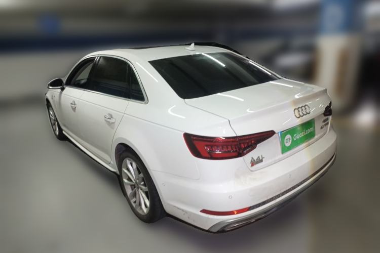 Used Audi A4L 2019 40 TFSI Fashion Edition China VI Emission Standard