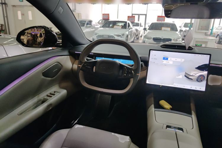 Used Lynk & Co Z10 2025 71 kWh 602 km Range Rear-Wheel Drive Pro