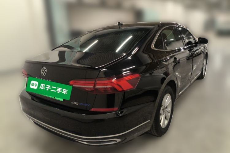 Used Volkswagen Passat New Energy  Rear Right 45 Deg