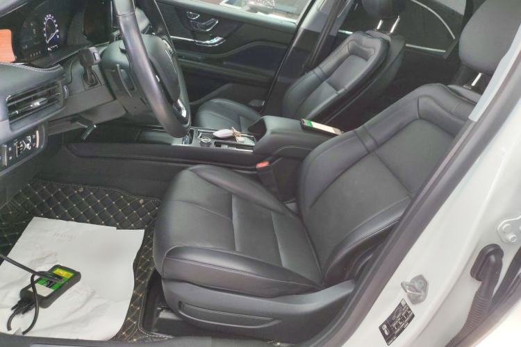 Used Lincoln Corsair 2020 2.0T Two-Wheel Drive Luxury Edition Left Front Seat