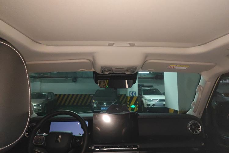 Used Tank 300 2025 2.0T Challenger
