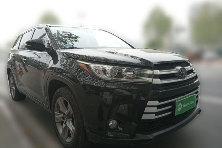 Used Toyota Highlander 2018 2.0T Four-Wheel Drive Luxury Version 7 Seats China VI Standard Front Right 45 Deg