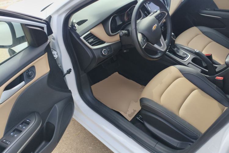 Used Chevrolet Monza 2022 320 Automatic Enjoyment Sunroof Version Driver Seat